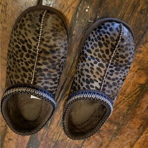 UGG Taz caspian burnt cedar